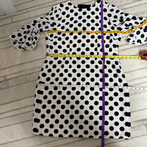 REDUCED💝 Dolce Gabbana black polka dots dress on a off white background! - Picture 17 of 17